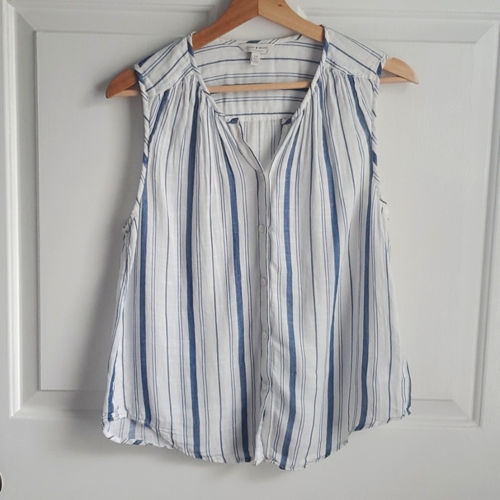 Lucky Brand Button Down Sleevless Top